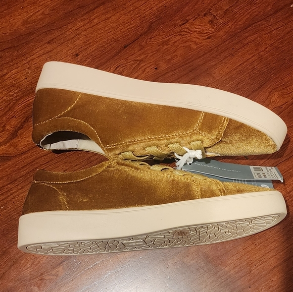 Revitalign Orthotic Velvet Malibu Sneakers Women's Size 7.5B - Picture 8 of 11